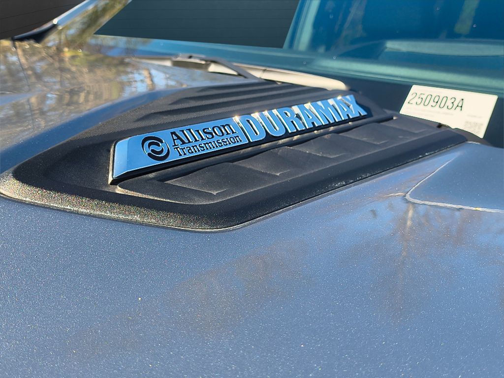 2024 Chevrolet Silverado 2500 - Sterling Gray Metallic exterior view 14