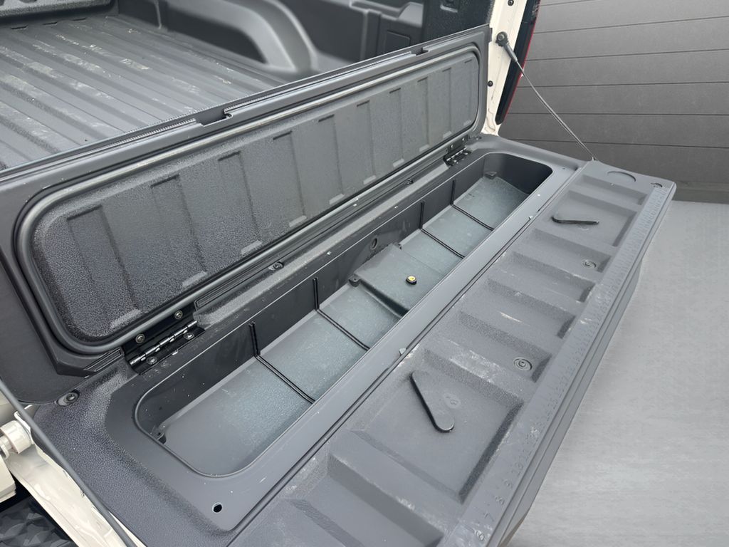 2026 Chevrolet Colorado 4WD Trail Boss - WHITE SANDS exterior view 12
