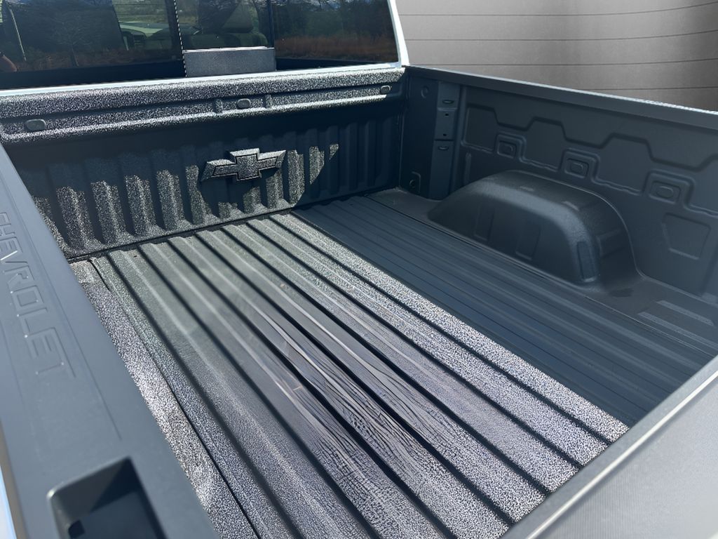 2026 Chevrolet Silverado 1500 - SUMMIT WHITE exterior view 10