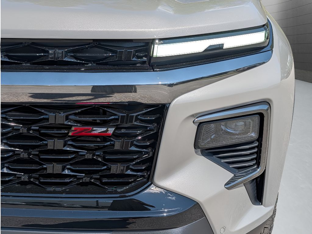 2026 Chevrolet Traverse AWD Z71 - SANDSTONE GRAY exterior view 12