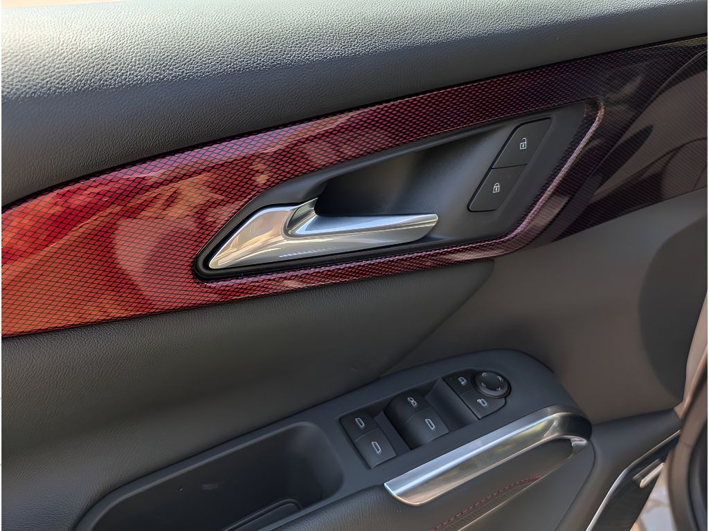 2026 Chevrolet Traverse AWD Z71 - SANDSTONE GRAY exterior view 13