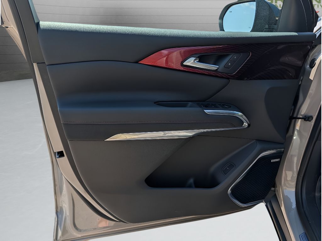 2026 Chevrolet Traverse AWD Z71 - SANDSTONE GRAY exterior view 14