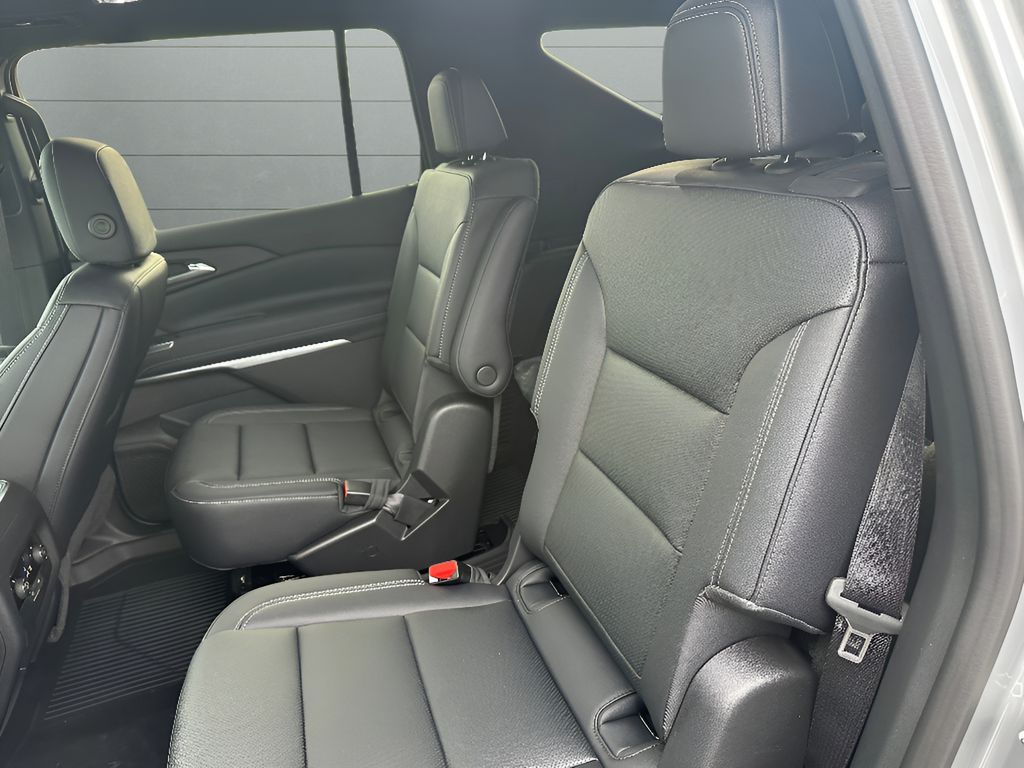 2026 Chevrolet Traverse FWD LT - STERLING GRAY METALLIC exterior view 13