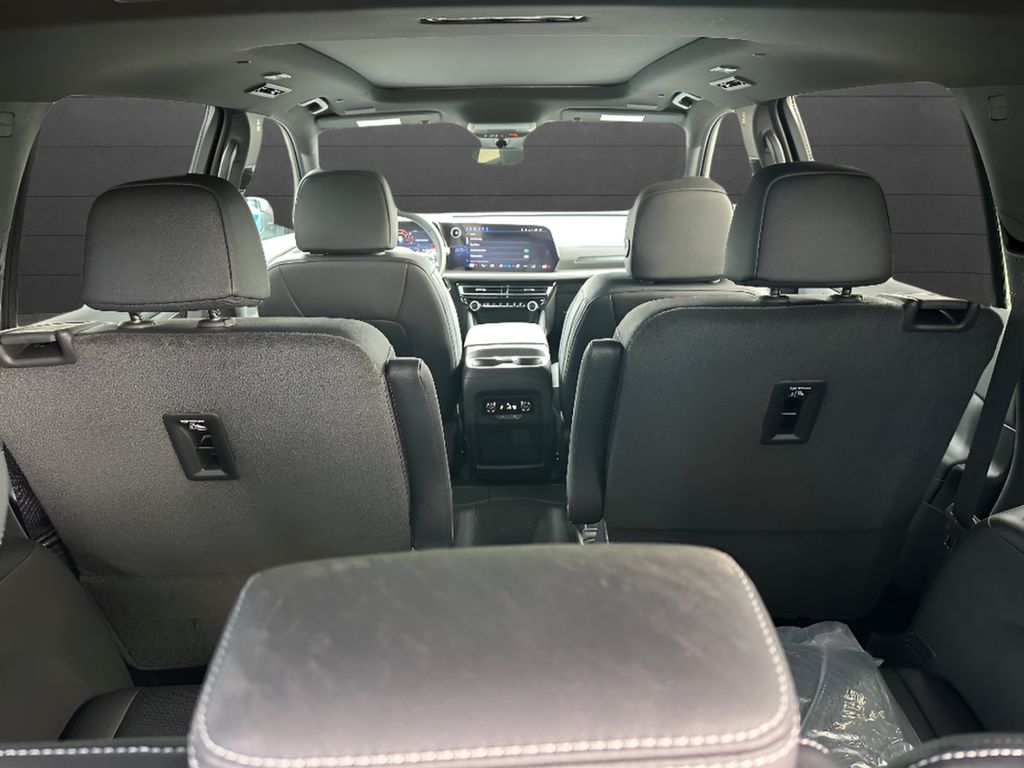 2026 Chevrolet Traverse FWD LT - STERLING GRAY METALLIC exterior view 12