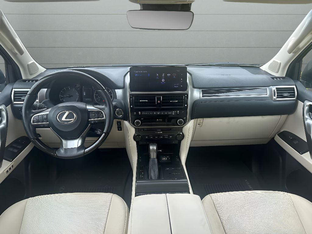 2023 Lexus GX 460 460 Premium - Atomic Silver exterior view 15