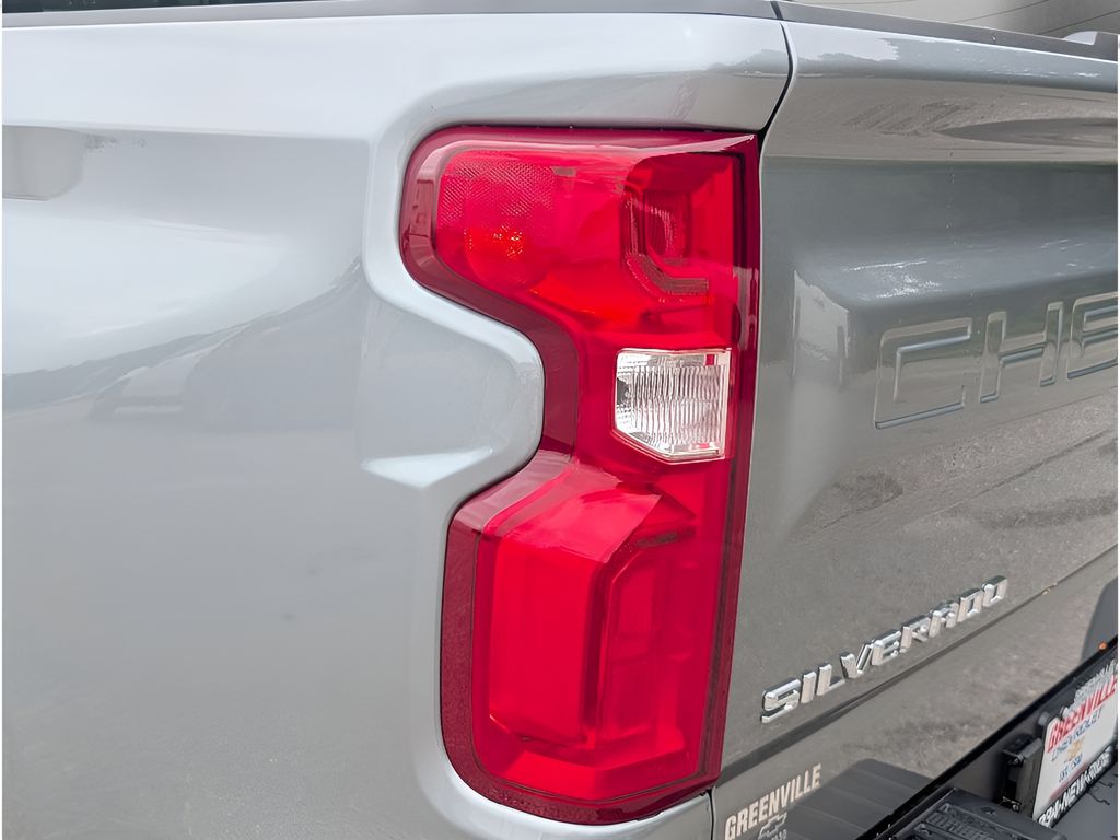 2026 Chevrolet Silverado 1500 - Sterling Gray Metallic exterior view 4