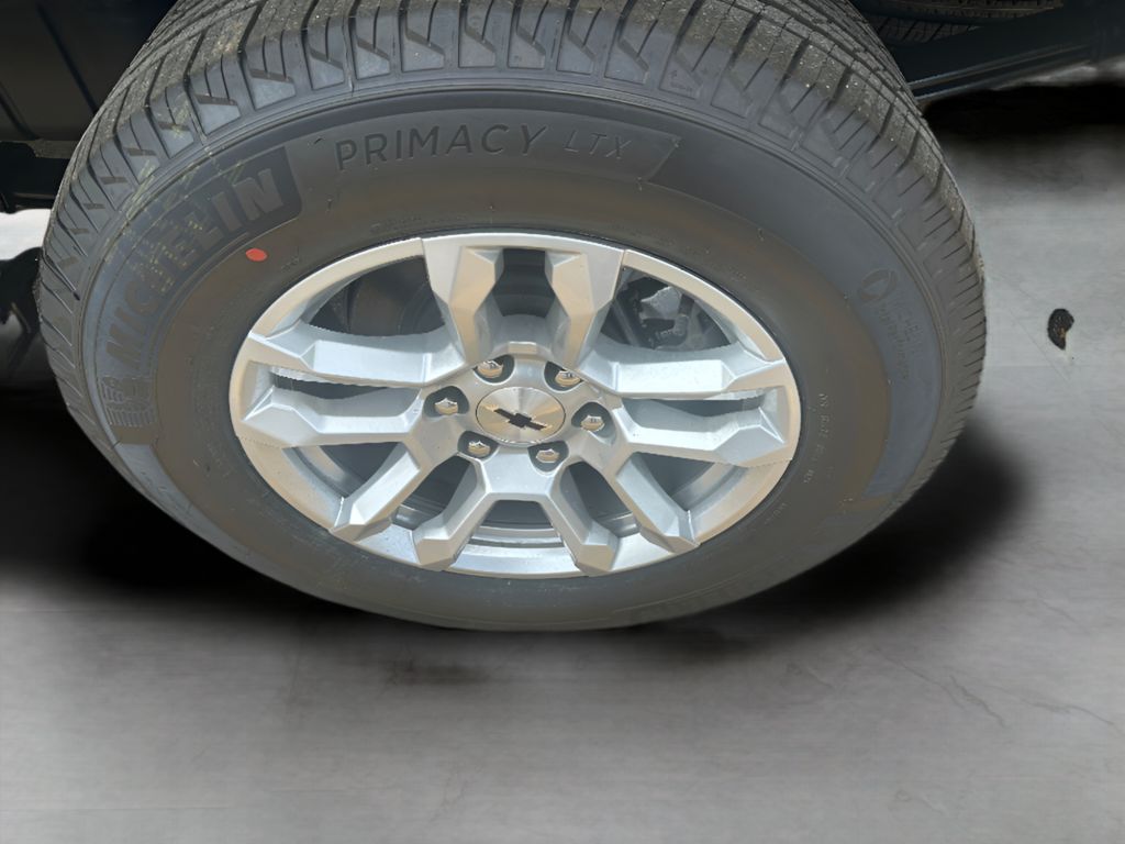 2026 Chevrolet Silverado 1500 - STERLING GRAY METALLIC exterior view 9