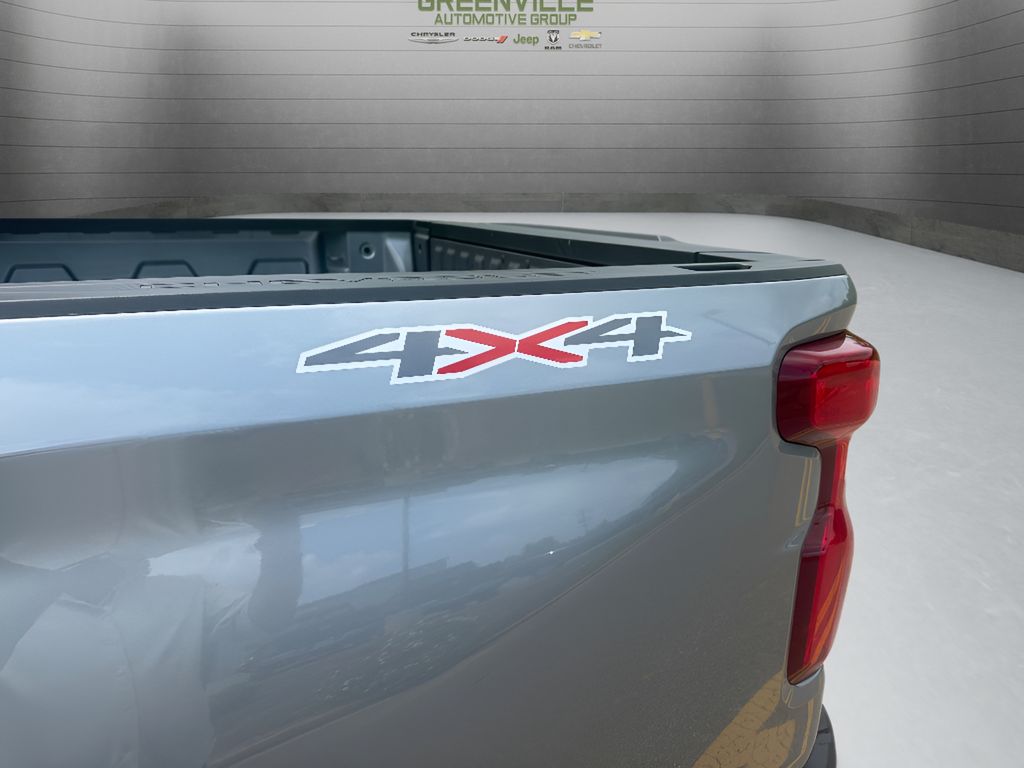 2026 Chevrolet Silverado 1500 - STERLING GRAY METALLIC exterior view 10