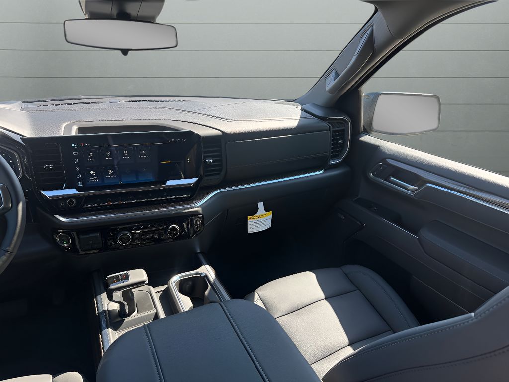2026 Chevrolet Silverado 1500 - BLACK exterior view 18