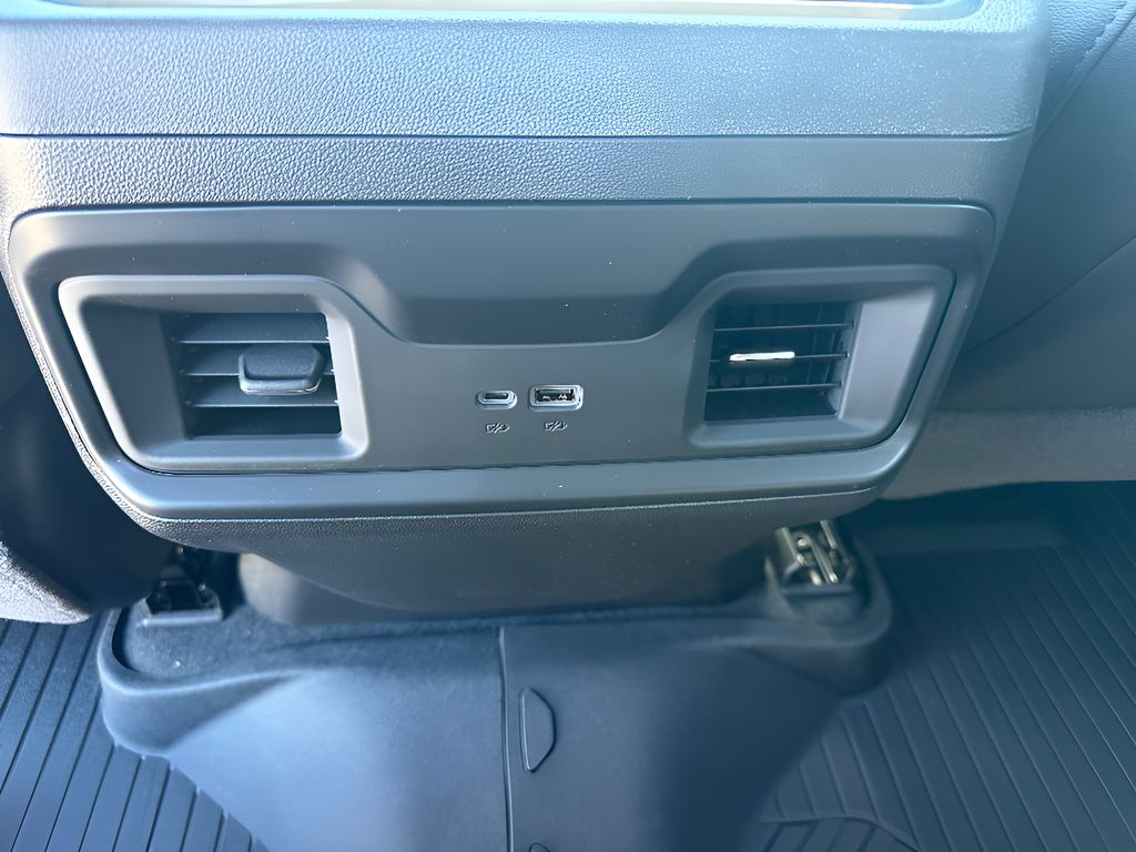 2026 Chevrolet Silverado 1500 - BLACK exterior view 19