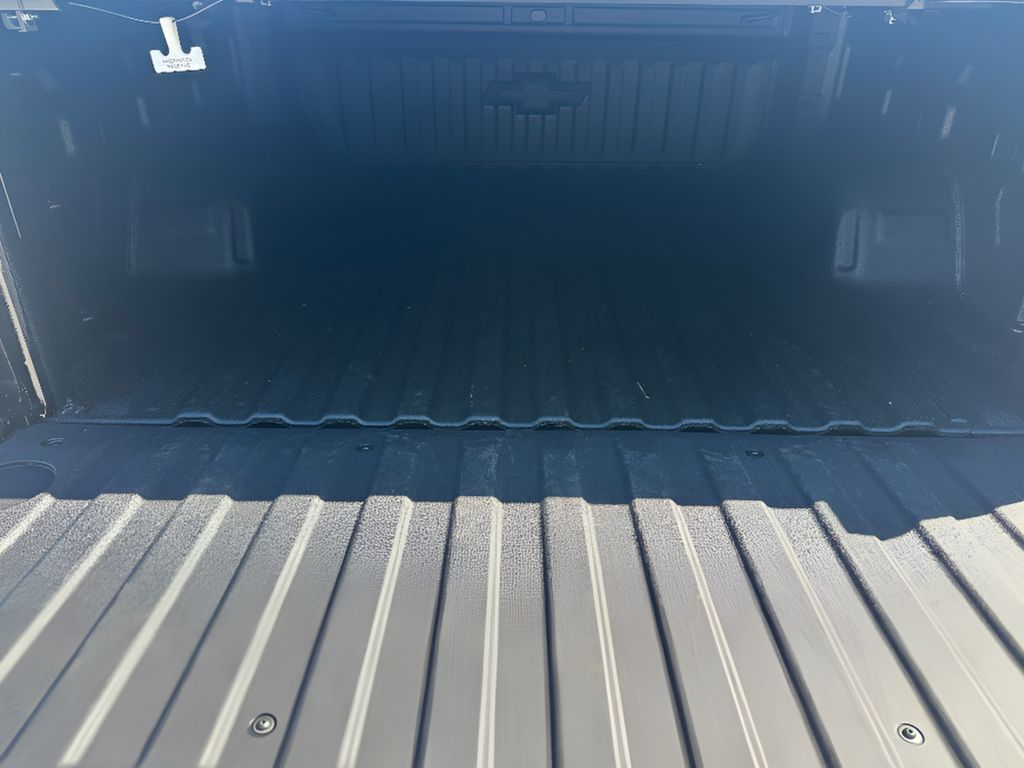 2026 Chevrolet Silverado 1500 - BLACK exterior view 12