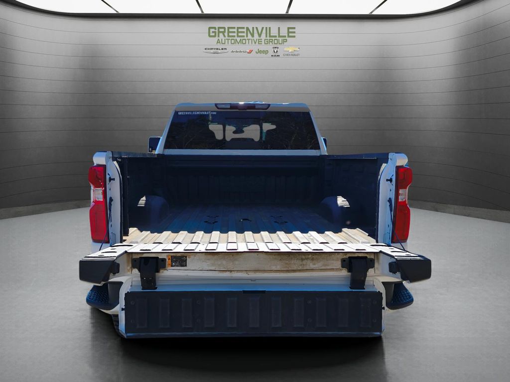 2023 Chevrolet Silverado 2500 - Iridescent Pearl Tricoat exterior view 8