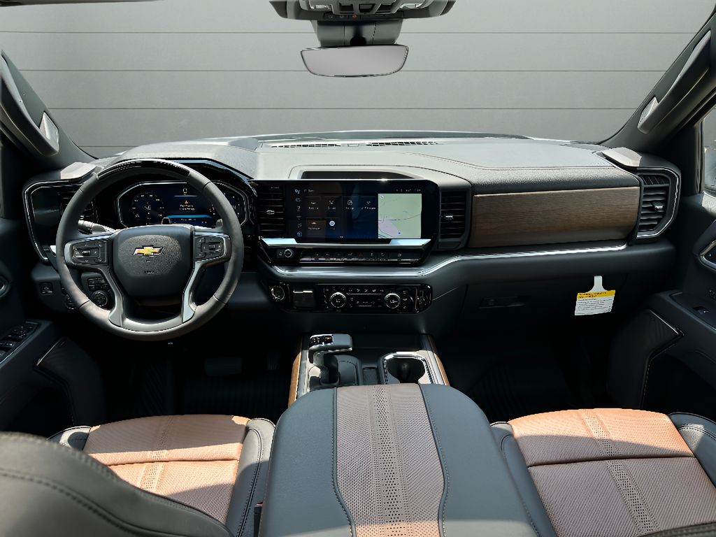 2026 Chevrolet Silverado 1500.0 - POLAR WHITE TRICOAT exterior view 16
