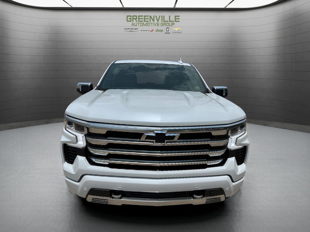 2026 Chevrolet Silverado 1500.0 - POLAR WHITE TRICOAT exterior view 2