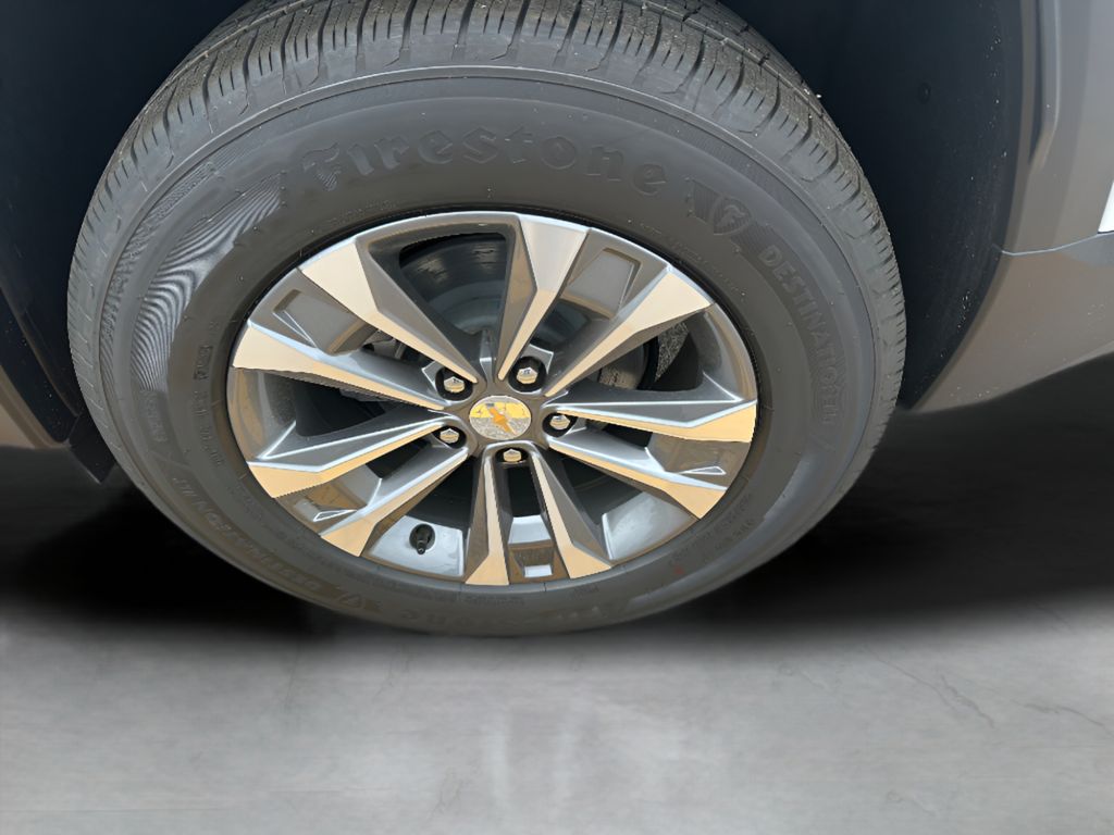 2026 Chevrolet Equinox FWD LT - SUMMIT WHITE exterior view 9