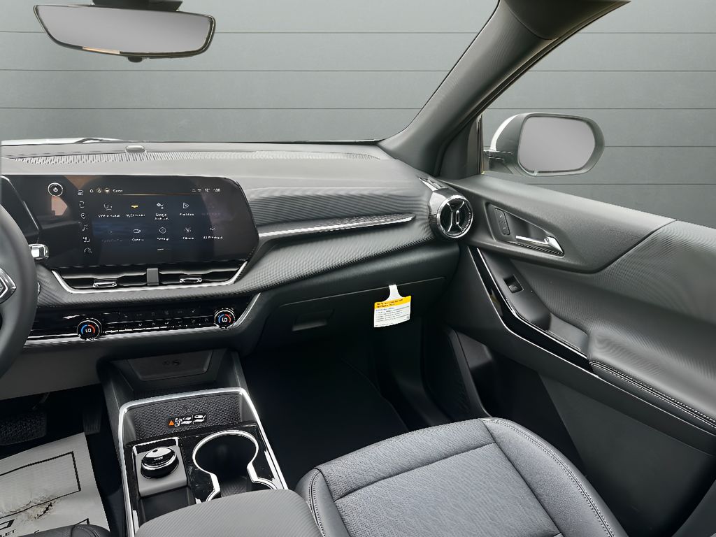 2026 Chevrolet Equinox FWD LT - SUMMIT WHITE exterior view 17