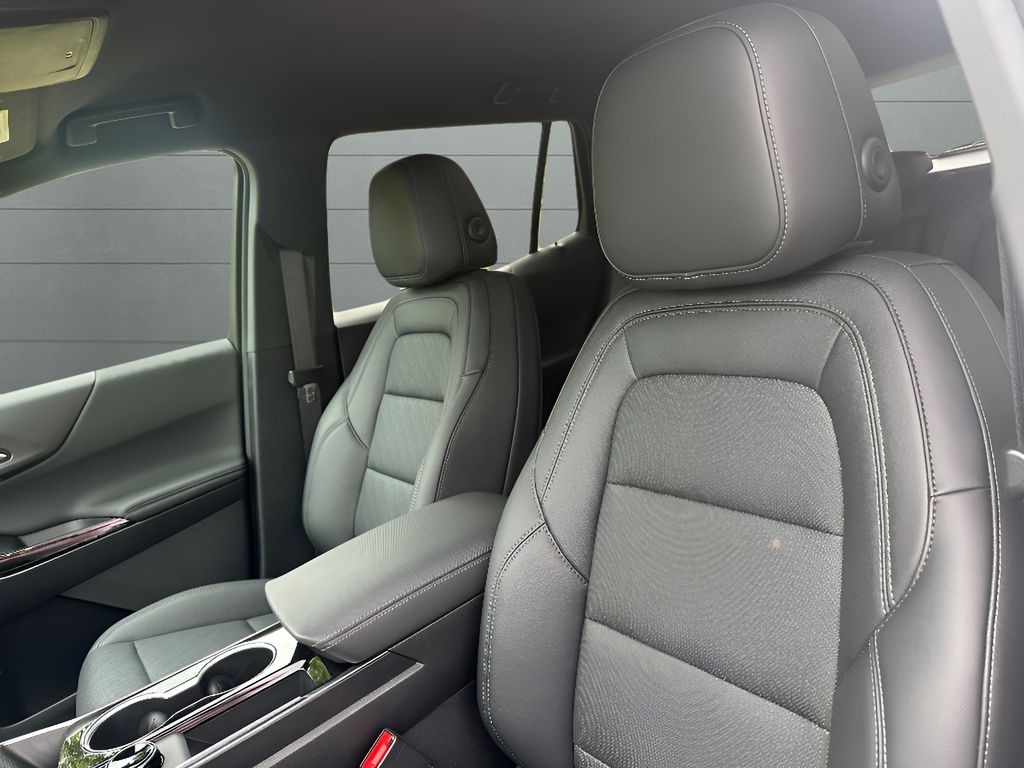 2026 Chevrolet Equinox FWD LT - SUMMIT WHITE exterior view 19