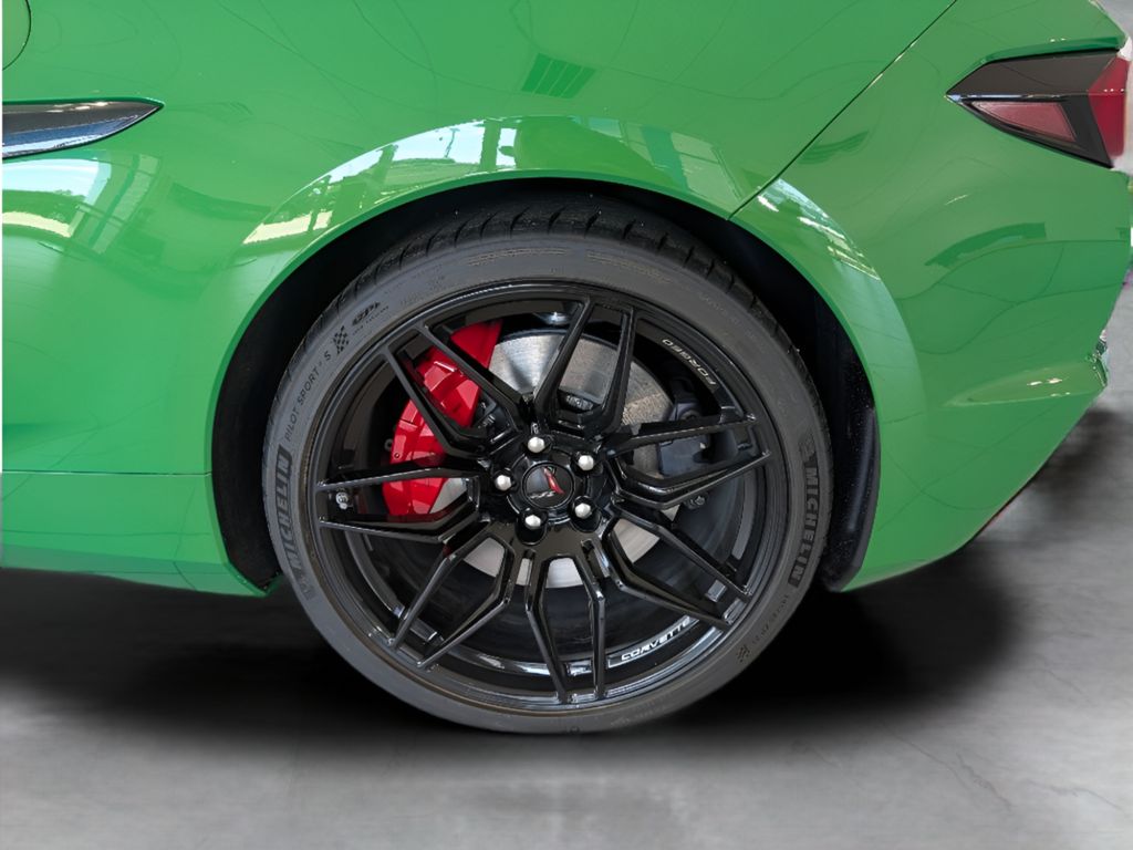 2026 Chevrolet Corvette Z06 Coupe 3LZ - Roswell Green Metallic exterior view 6