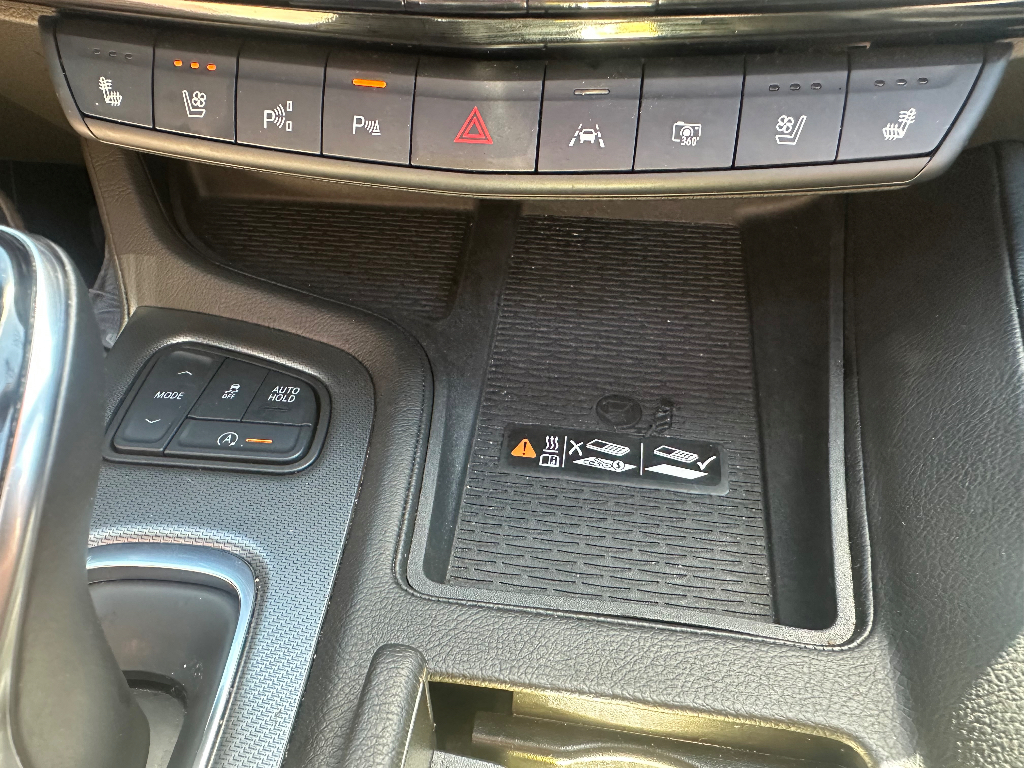 2025 Cadillac CT5 Premium Luxury - Argent Silver Metallic exterior view 20