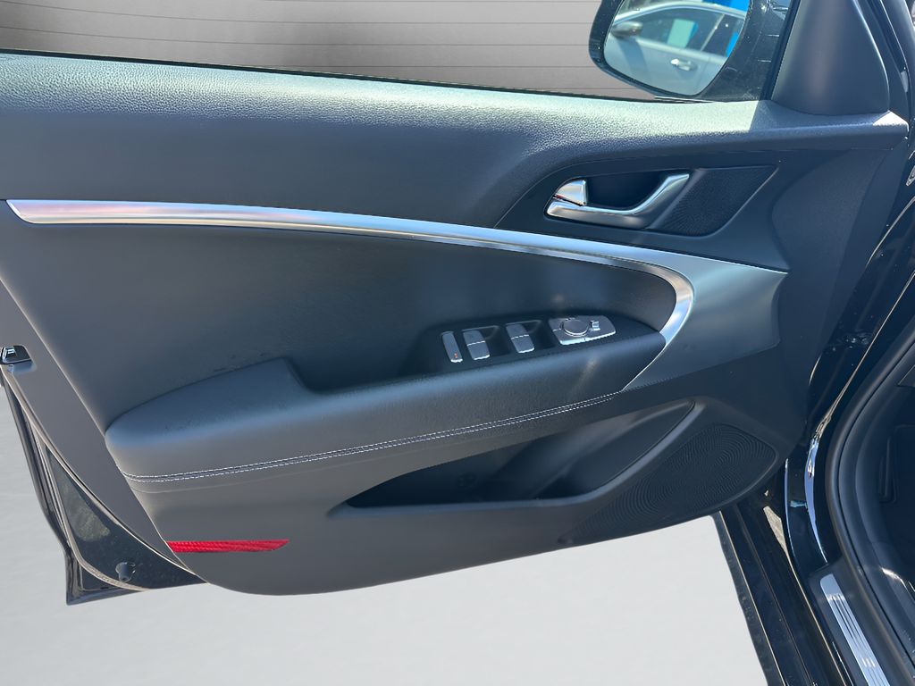2026 Genesis G70 2.5T - Vik Black exterior view 17