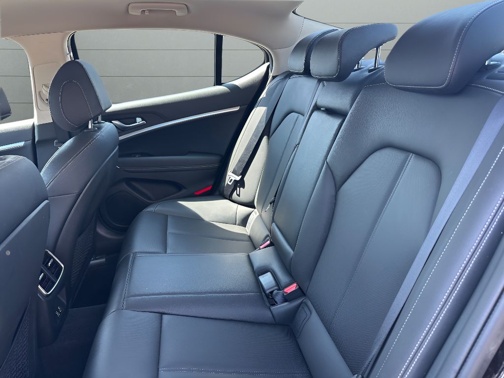 2026 Genesis G70 2.5T - Vik Black exterior view 11