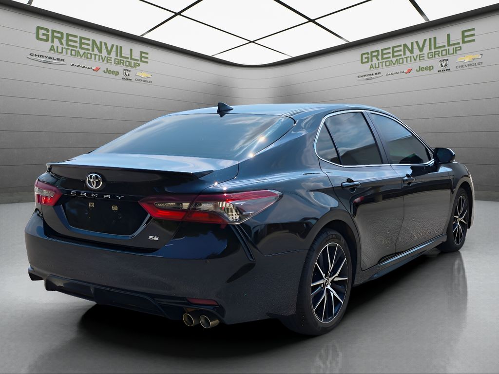 2023 Toyota Camry SE - Midnight Black Metallic exterior view 7