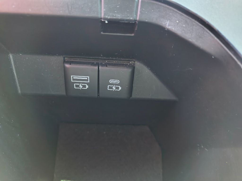 Used 2023 Toyota Camry SE