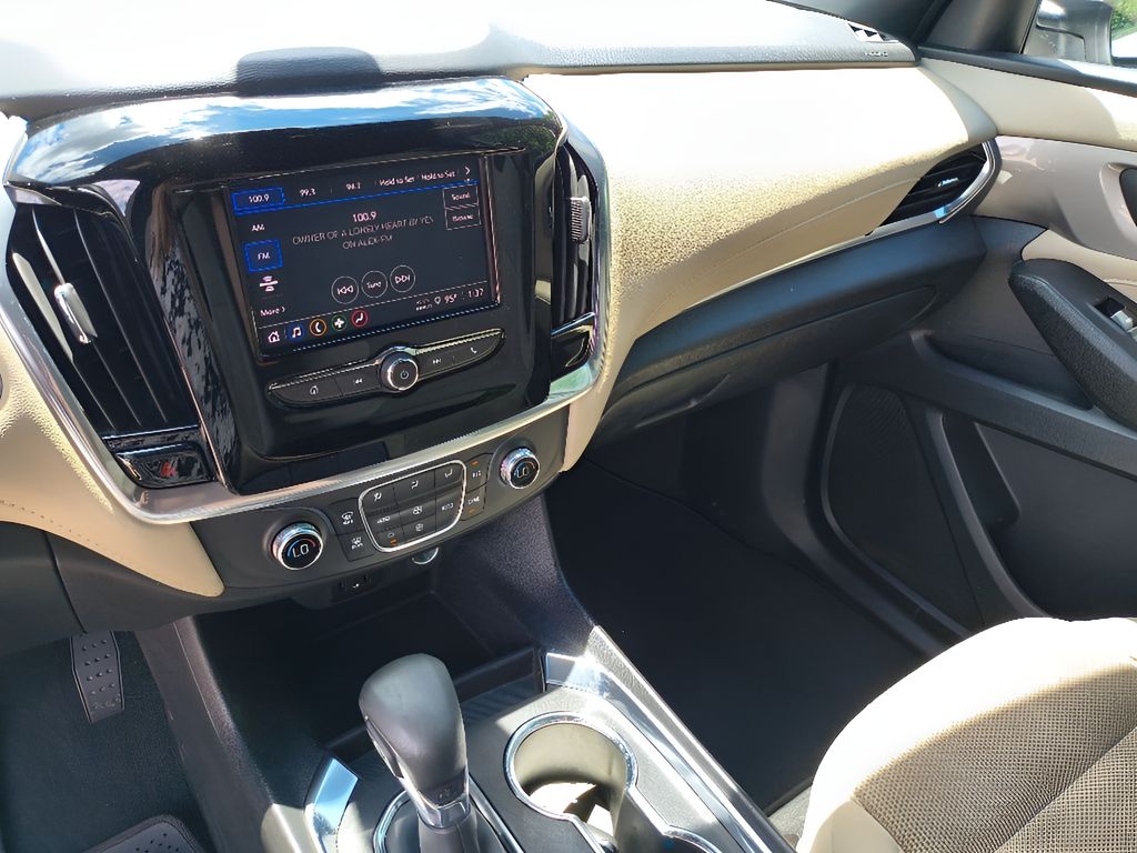 2022 Chevrolet Traverse LS - Summit White exterior view 16