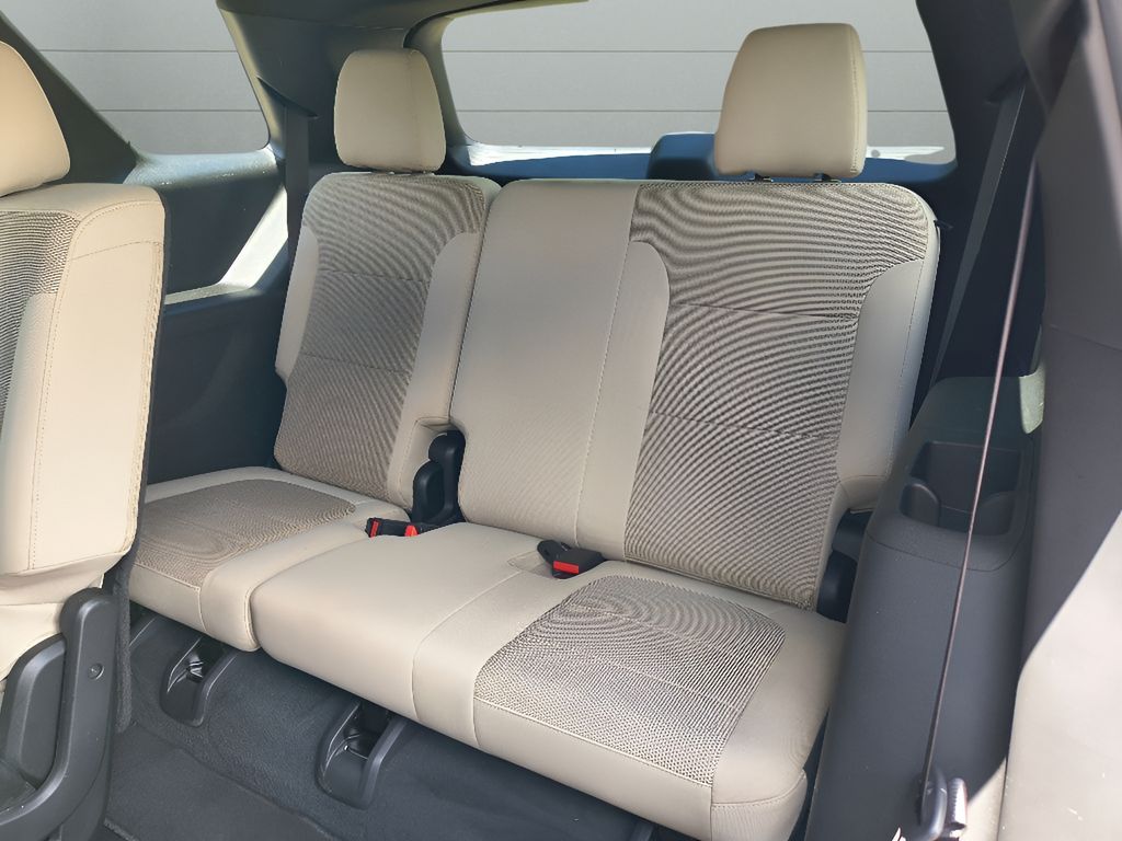 Used 2022 Chevrolet Traverse LS