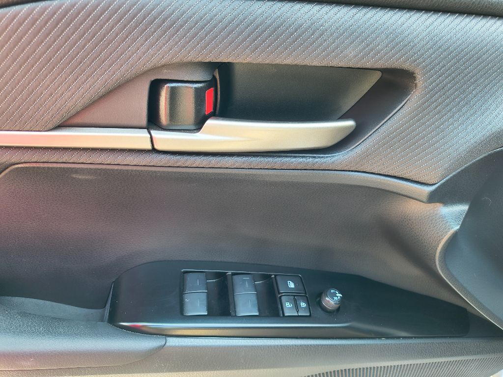 2025 Toyota Camry Hybrid SE - Heavy Metal exterior view 12