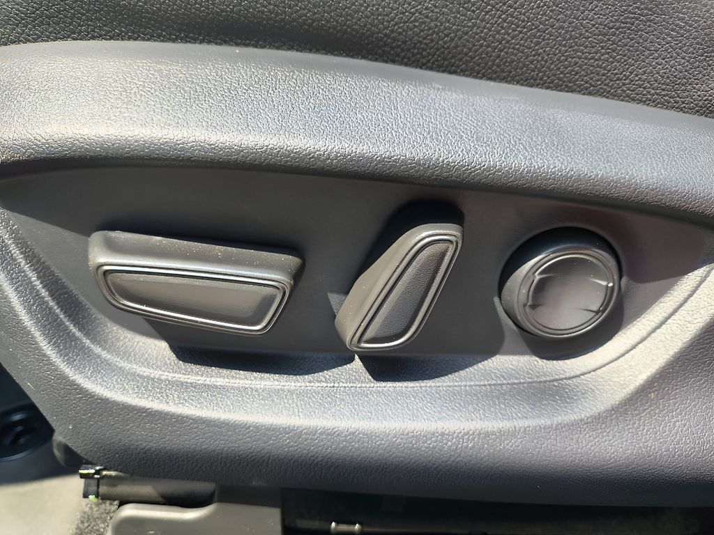 2025 Toyota Camry Hybrid SE - Heavy Metal exterior view 14