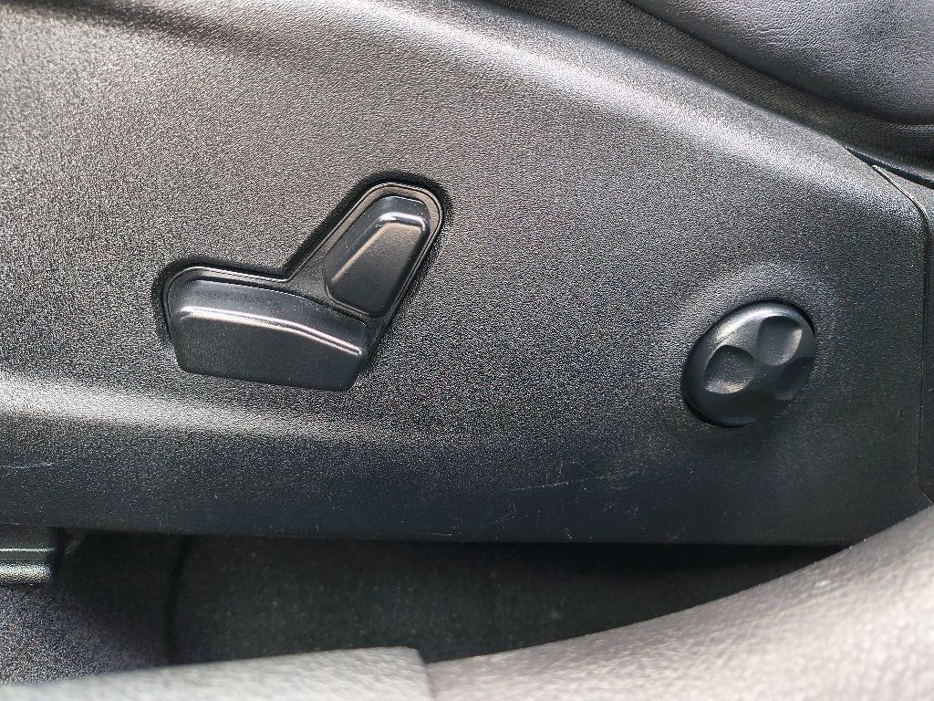 2021 Chrysler 300S W/NAV - Gloss Black exterior view 11