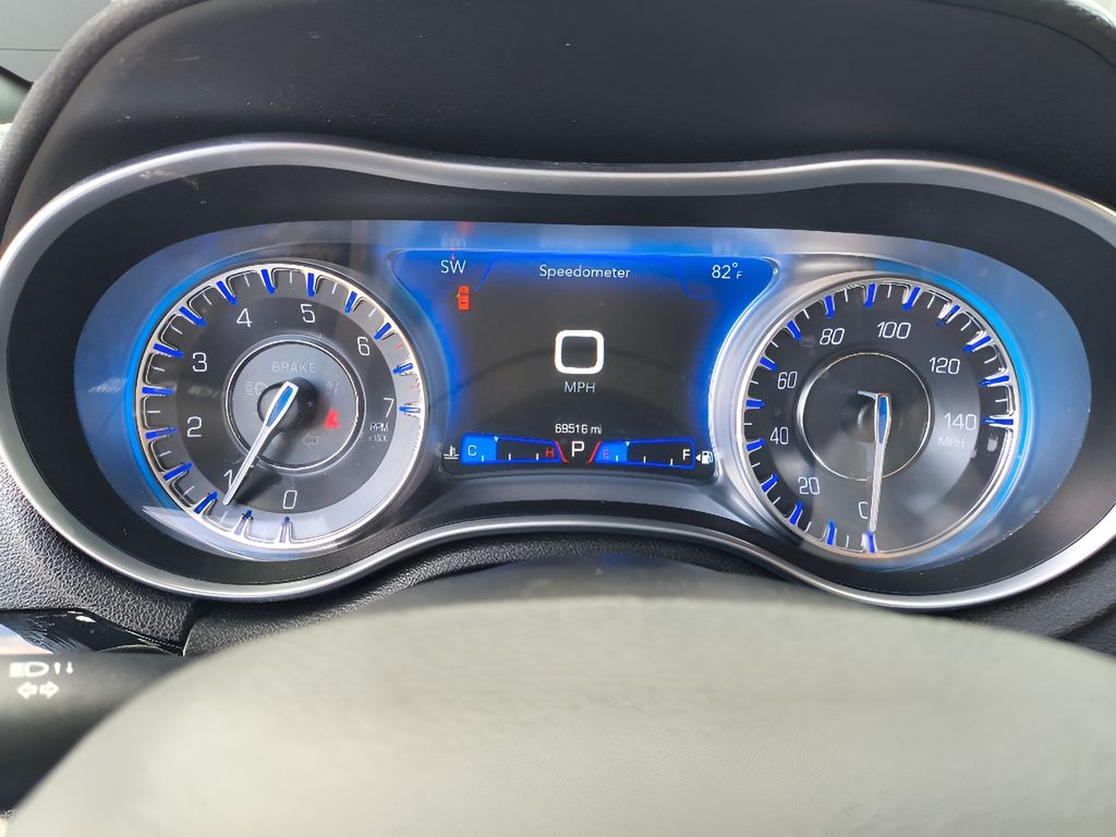 2021 Chrysler 300S W/NAV - Gloss Black exterior view 16