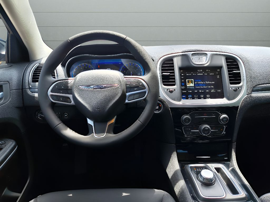Used 2023 Chrysler 300 Touring