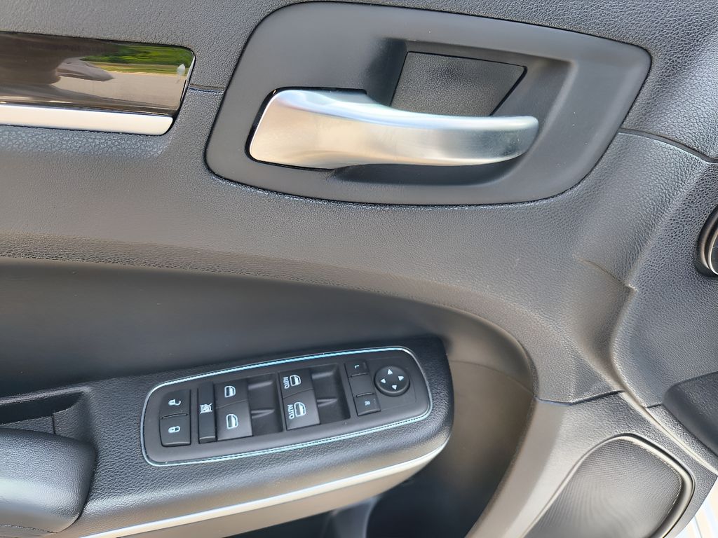 2023 Chrysler 300 Touring - Bright White Clearcoat exterior view 9