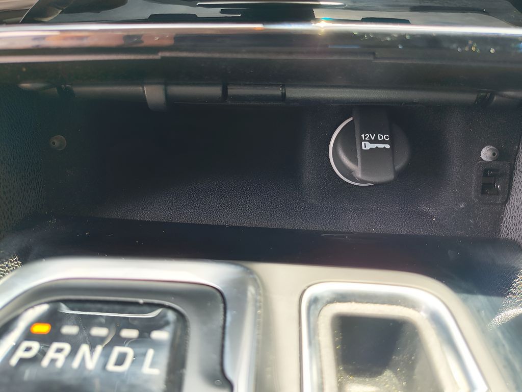 2023 Chrysler 300 Touring - Bright White Clearcoat exterior view 20