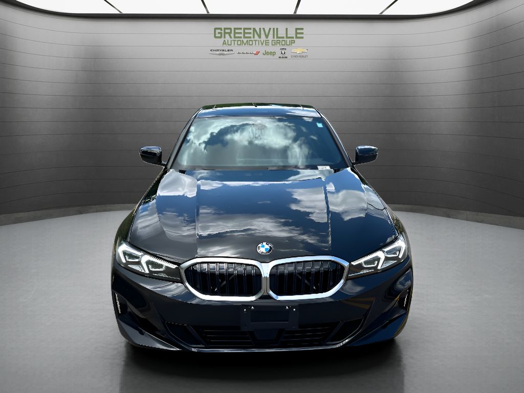 2025 BMW 3 series 330i - Black exterior view 2