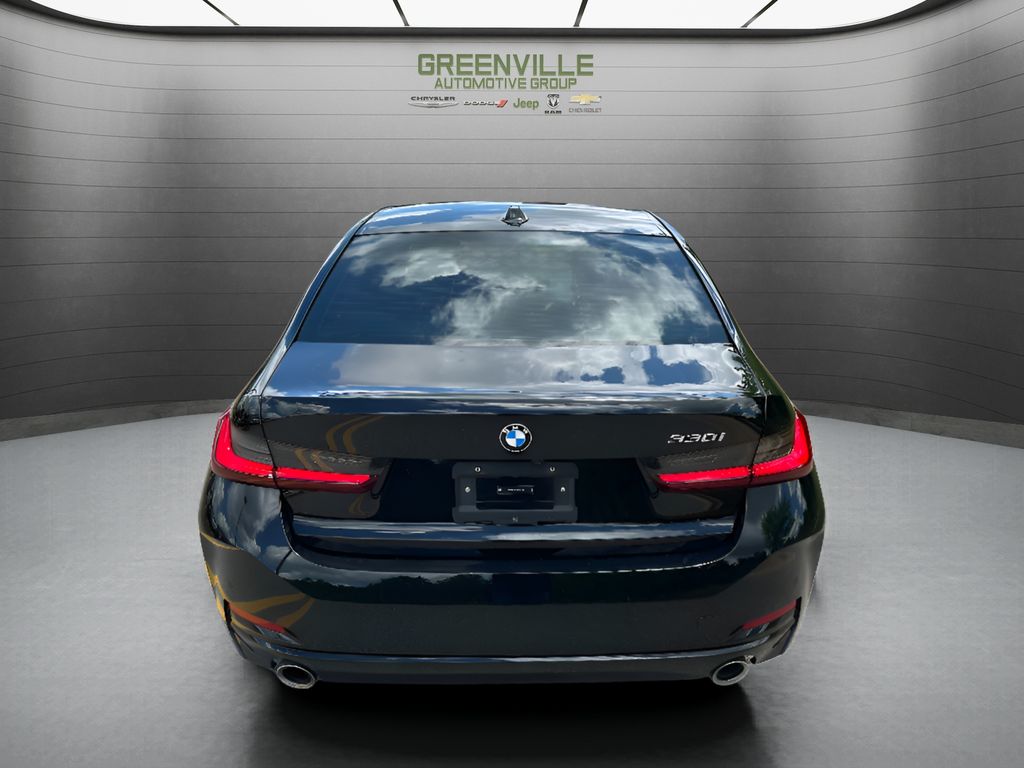 2025 BMW 3 series 330i - Black exterior view 6