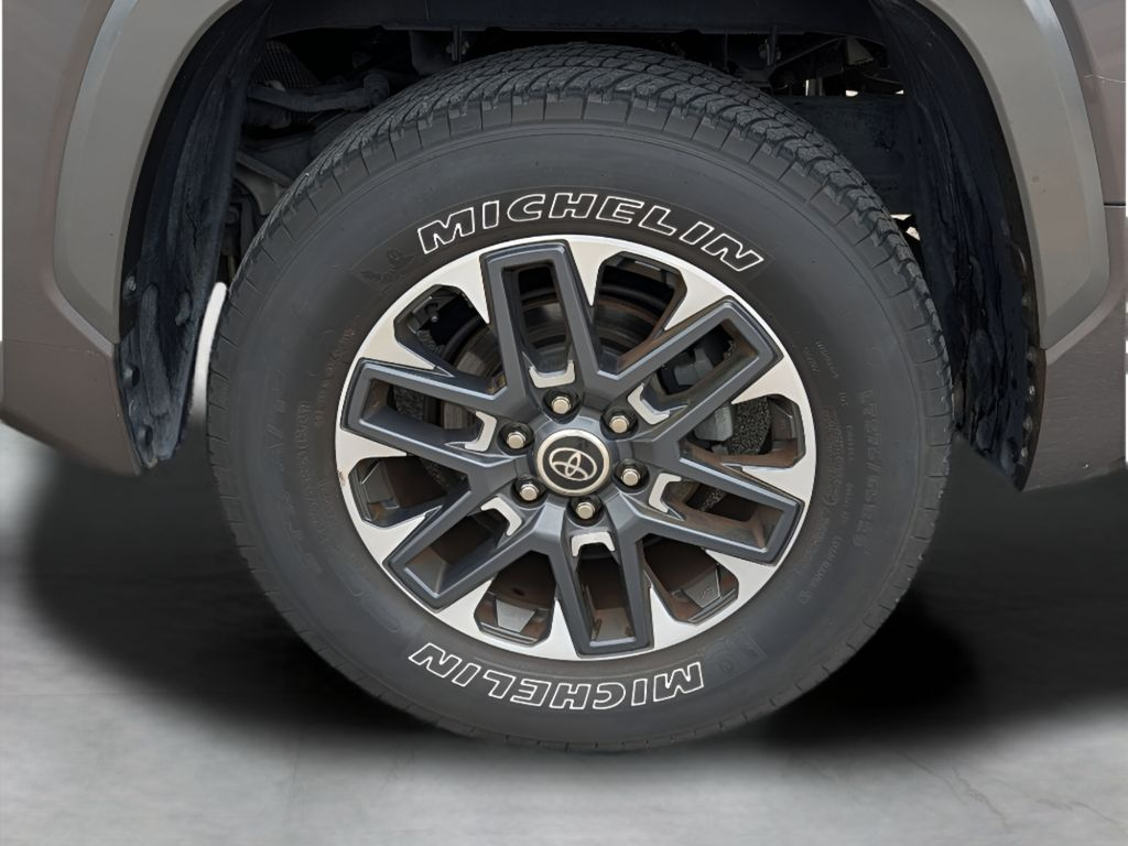 2022 Toyota Tundra Limited CrewMax 5.5' Bed - Magnetic Gray Metallic exterior view 3
