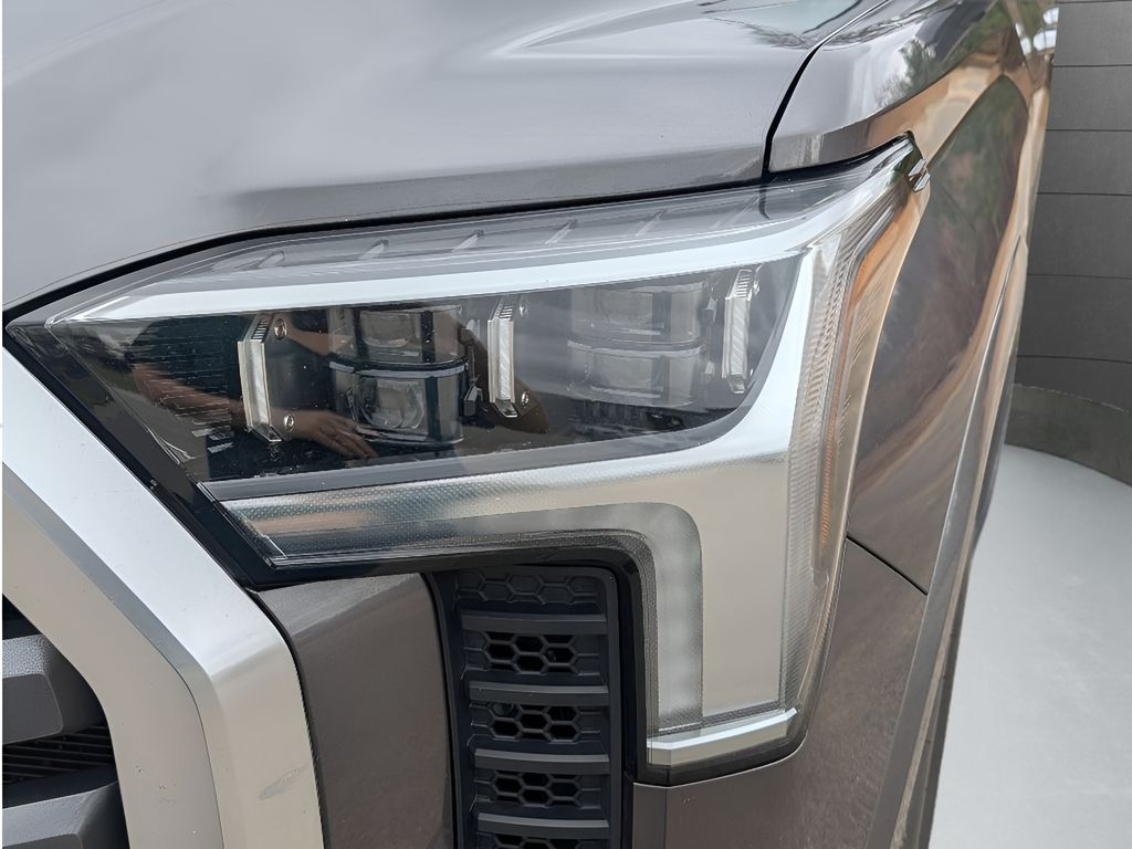 2022 Toyota Tundra Limited CrewMax 5.5' Bed - Magnetic Gray Metallic exterior view 12