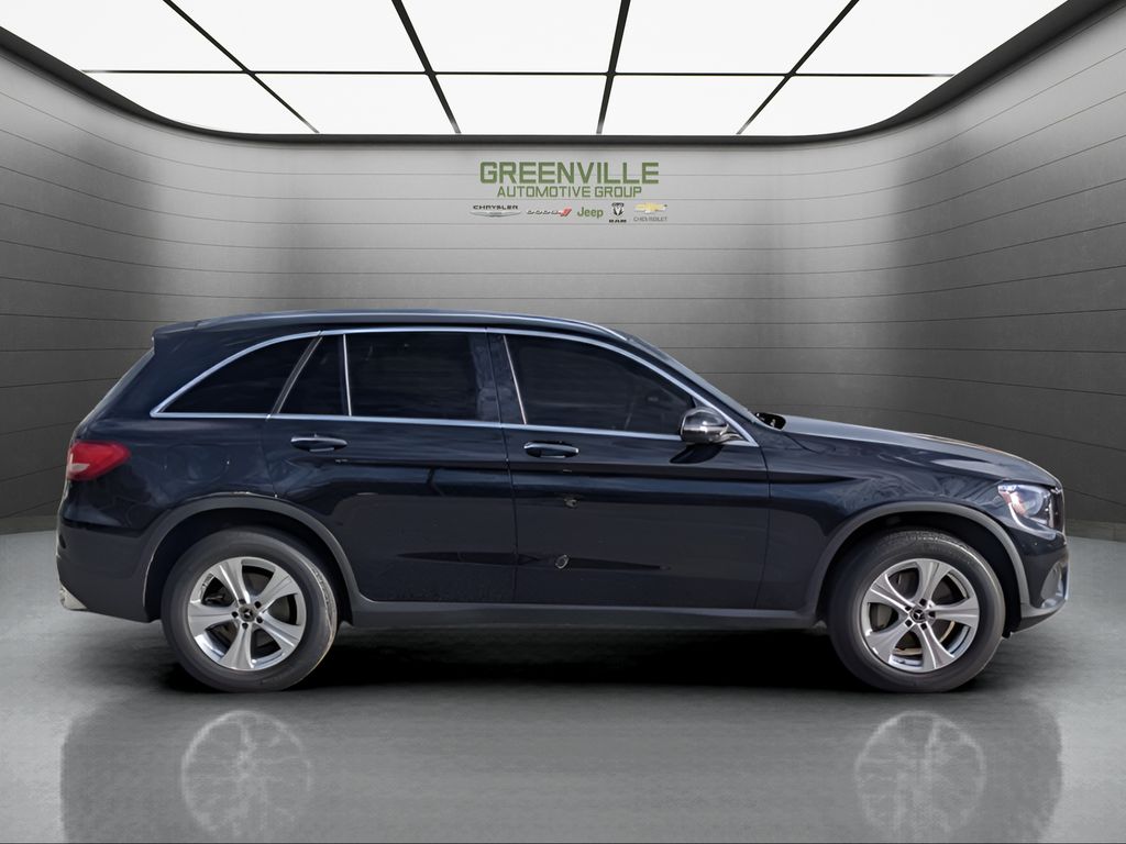 2018 Mercedes-Benz GLC 300 - BLACK exterior view 6