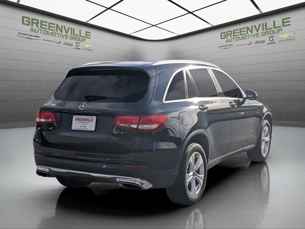 2018 Mercedes-Benz GLC 300 - BLACK exterior view 5