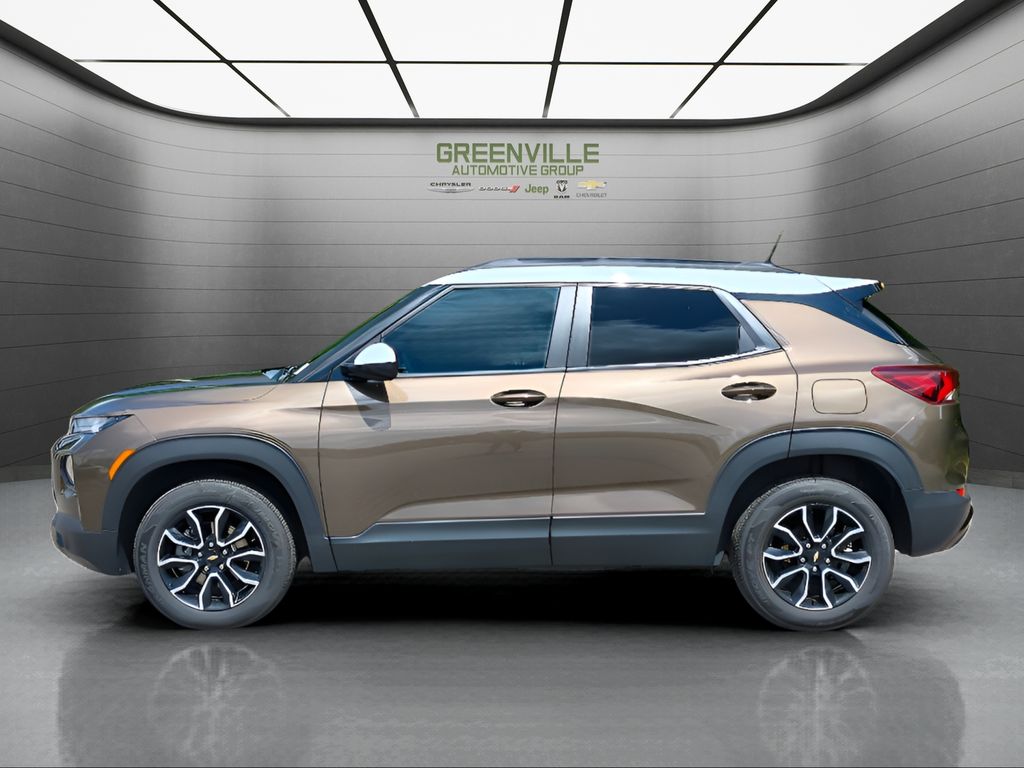 2022 Chevrolet TrailBlazer ACTIV - Zeus Bronze Metallic exterior view 2
