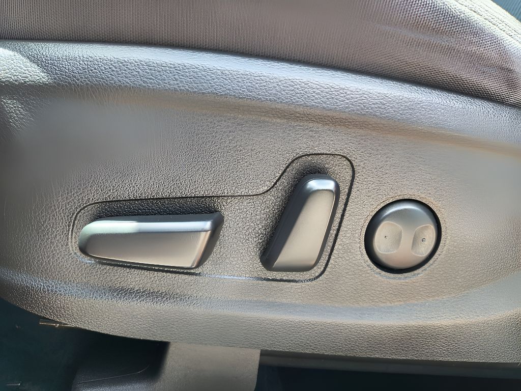 2023 Hyundai Santa Fe SEL - Calypso Red exterior view 11