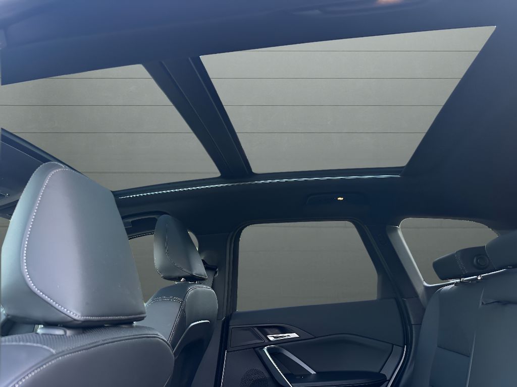 2025 BMW X1 xDrive28i - Alpine White exterior view 18