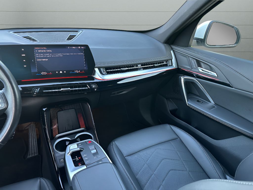 2025 BMW X1 xDrive28i - Alpine White exterior view 16