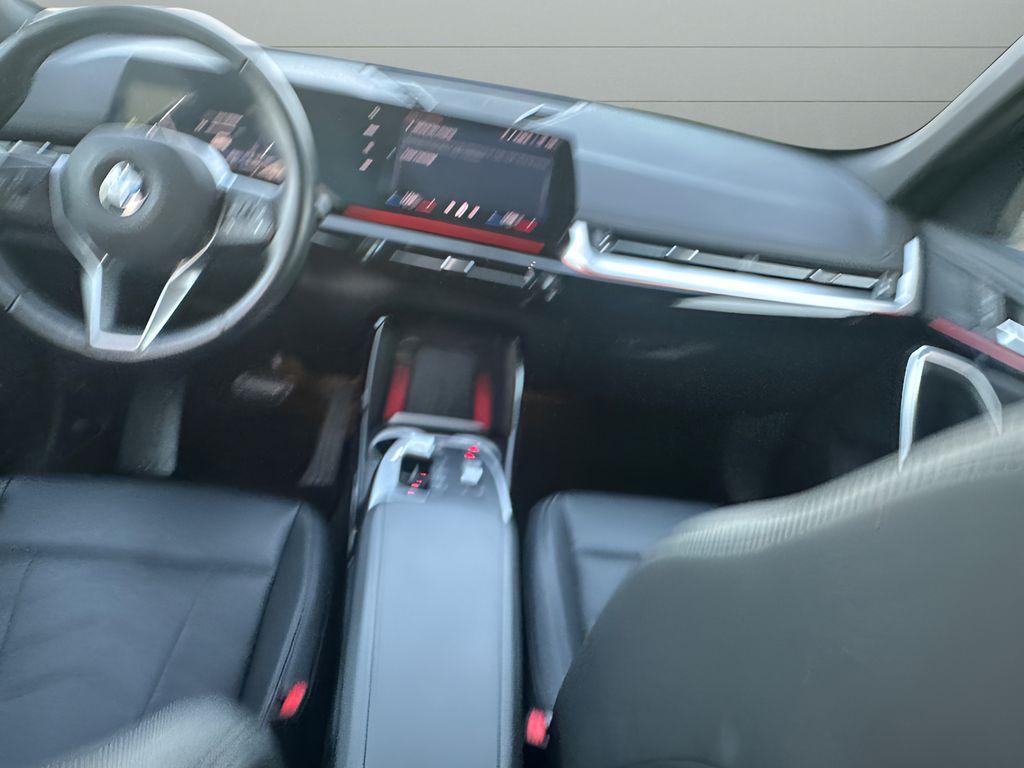 2025 BMW X1 xDrive28i - Alpine White exterior view 13