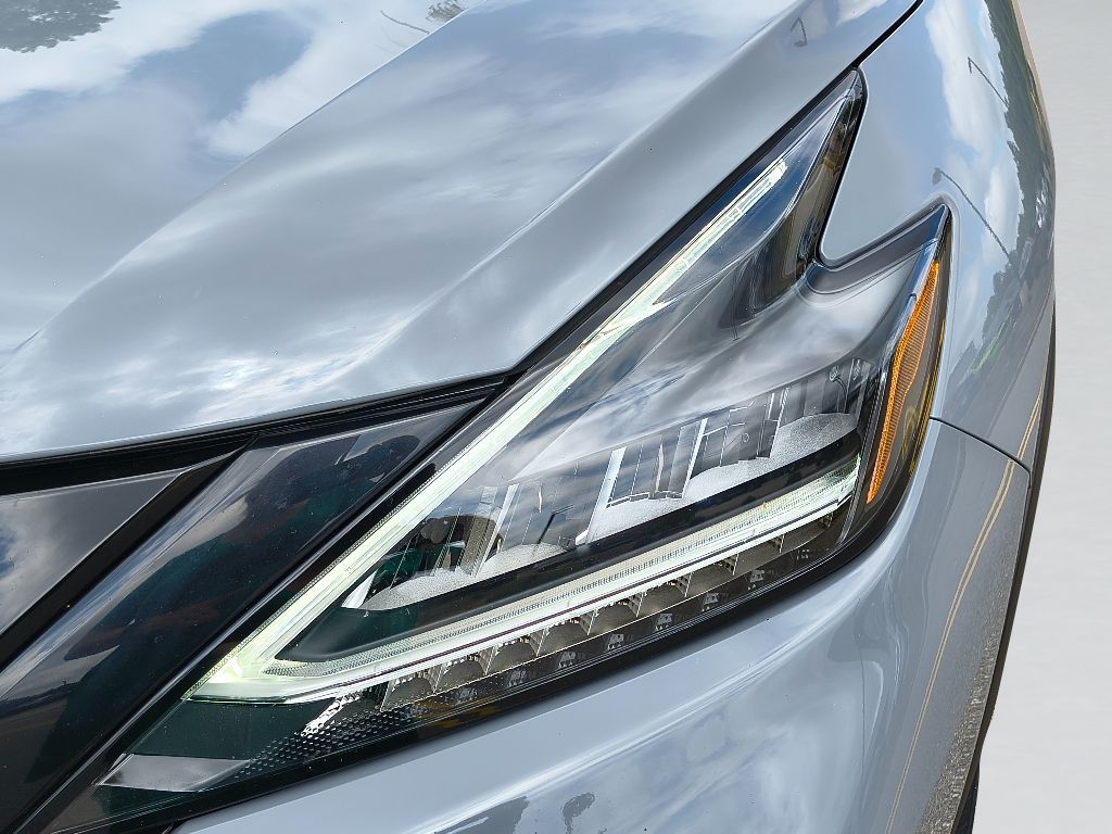 Used 2024 Nissan Murano SV