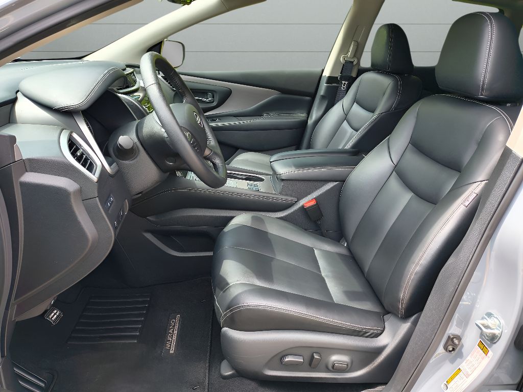 Used 2024 Nissan Murano SV