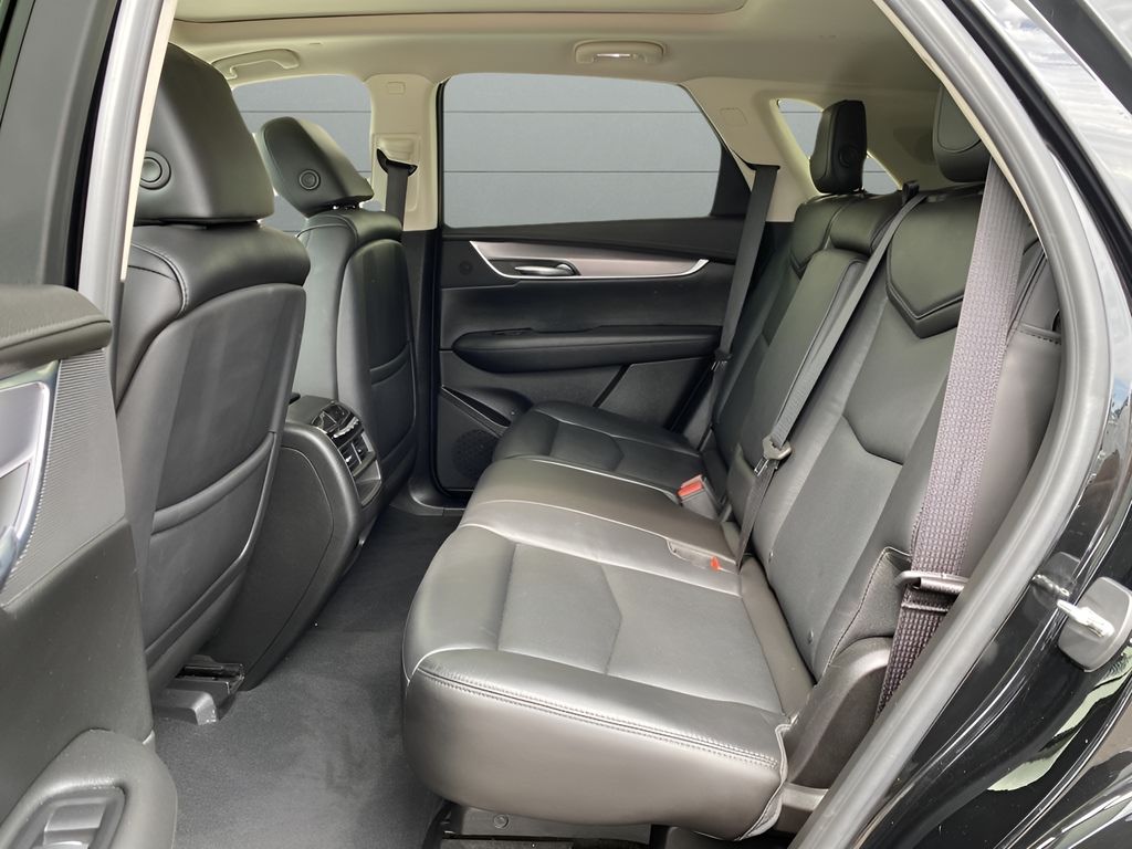 2018 Cadillac XT5 Luxury FWD - STELLAR BLACK METALLIC exterior view 16